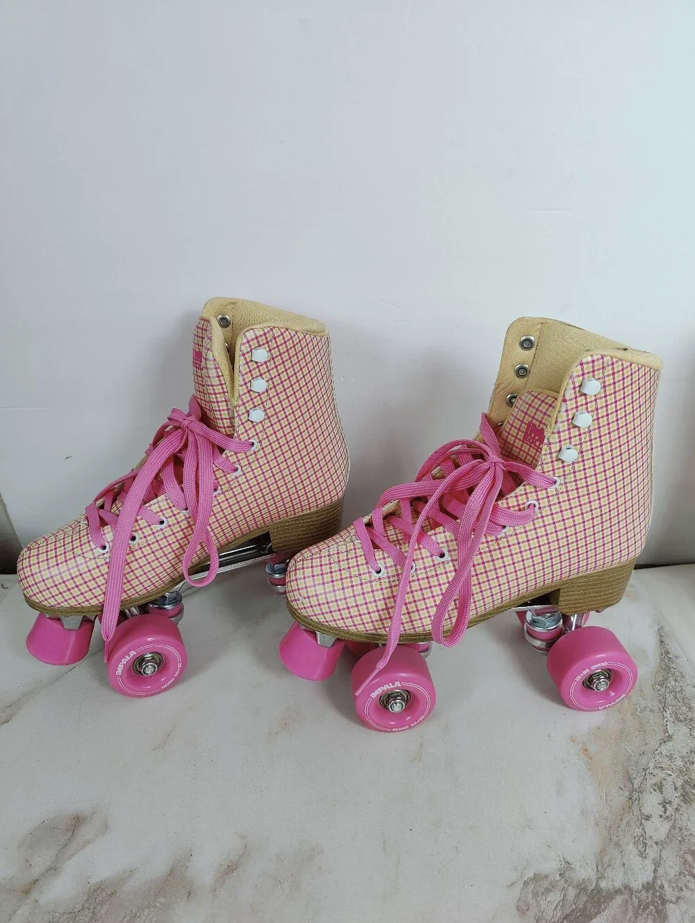Impala Women's Quad Roller Skates Pink Tartan, Sz 8 - Picture 2 of 14